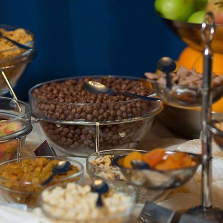 Rich Hotel Bishkek Ngoại thất bức ảnh