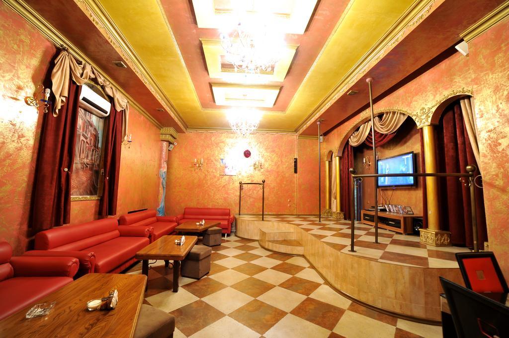 Rich Hotel Bishkek Ngoại thất bức ảnh