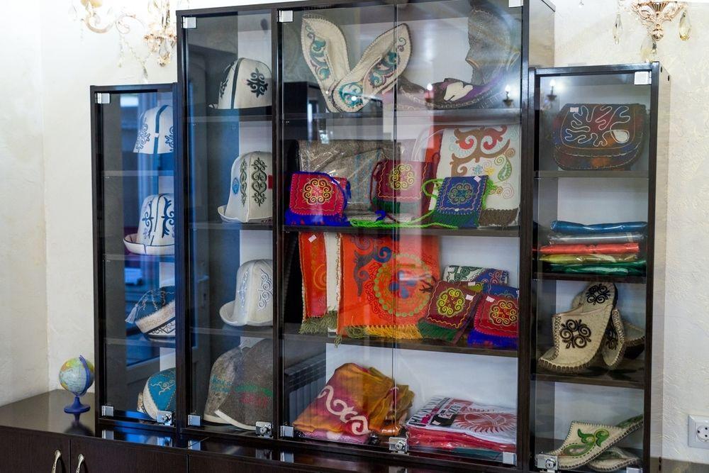 Rich Hotel Bishkek Ngoại thất bức ảnh