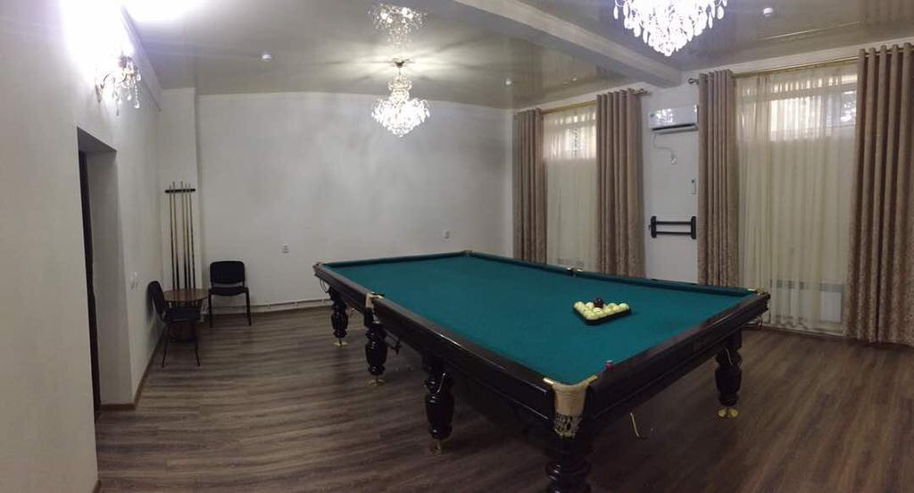 Rich Hotel Bishkek Ngoại thất bức ảnh